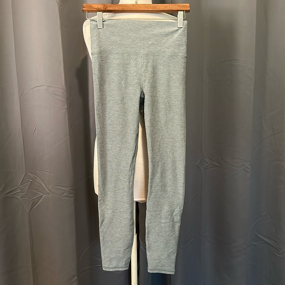 Women’s Vuori size small leggings